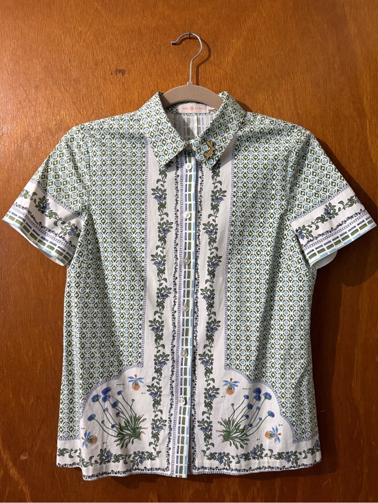 Tory Burch Tops - EUC Tory Burch Short-Sleeve Floral Botanical Women’s Shirt - Size 6